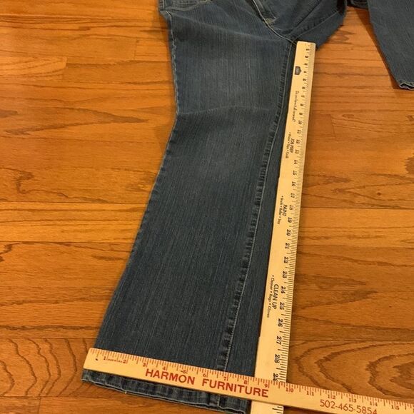 Christopher and Banks size 8 Denim jeans - Picture 2 of 6